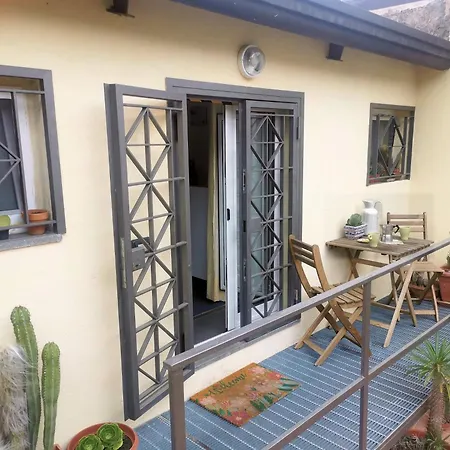 Casetta Correra Terrazzo E Relax Centro Di ナポリ