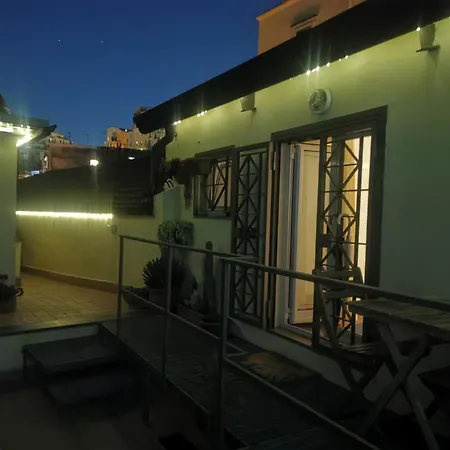 アパート Casetta Correra Terrazzo E Relax Centro Di *