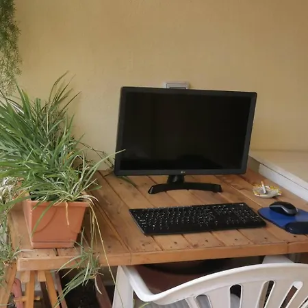 Casetta Correra Terrazzo E Relax Centro Di アパート