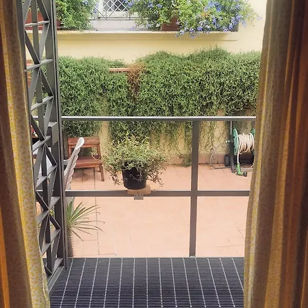 Casetta Correra: Terrazzo E Relax Centro Di